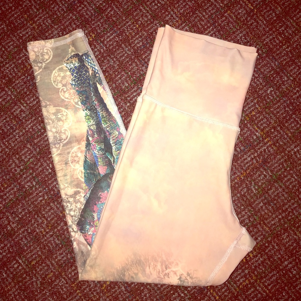 High Waisted Workout Leggings! 🐘😍❤️